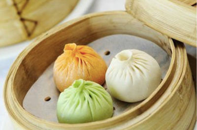 Hand-Pulled Noodles or Three-Colored Soup Dumplings Class with Wet Market Tour
