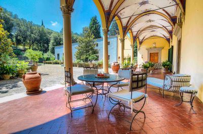 Cooking Class in a 12th Century Renaissance Castle with Cellar, Castle and Market Tour