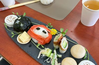 Esperienza pratica di creazione di bento box giapponesi