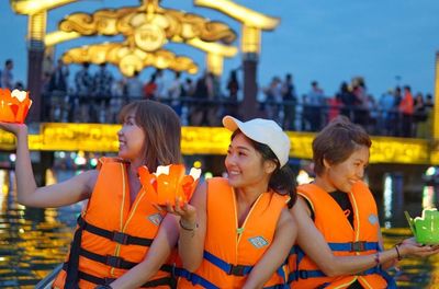 Hoi An Night Tour (Includes Home-Cooked Meal, Boat Trip and Foot Massage)