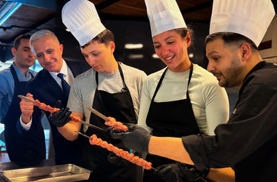 Istanbul: Traditional Turkish Pizza & Kebab Cooking Experience