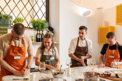 Italian Cooking Trio: Pizza, Pasta & Gelato in Piazza Mattei