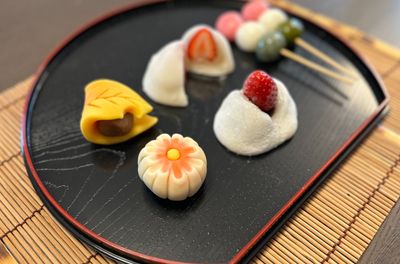 Japanese Sweets: Mochi, Daifuku and Wagashi Making Class + Matcha in Toyko