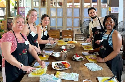 Authentic Balinese Cooking Class & Local Market Tour in Kuta