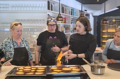 サンタ・カテリーナ市場ツアーとデザイナーズロフトでのプレミアム料理教室