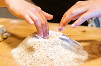 Lokakarya Pembuatan Pasta dan Makan Siang Petani di Dalam Gua
