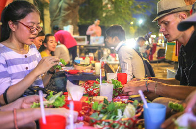 Phnom Penh Evening Food Tour with Tuk tuk