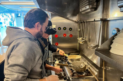 Corso di cucina Ramen con uno chef professionista a Osaka
