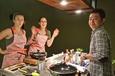 Échange culturel approfondi avec cours de cuisine taïwanaise et visite du marché