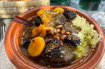 Corso di cucina del tajine al Riad Jona Marrakech