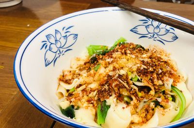 Day Tour with Noodle Making, Wet Market Visit, and Terracotta Warriors