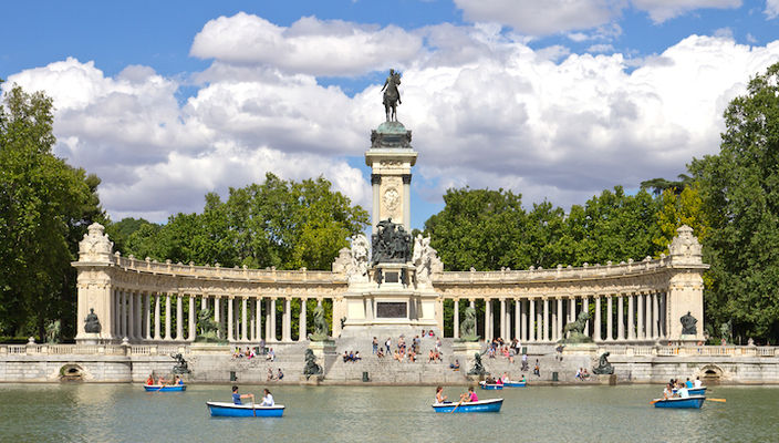 Retiro Park in Madrid - What to see and do - Citylife Madrid