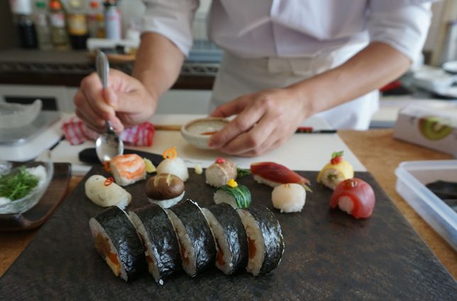 Sushi chef at home