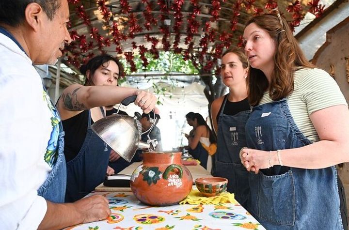 4 Oaxacan Moles: A Cooking Class with a Traditional Cocinera