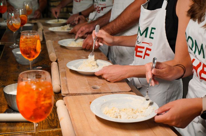 Fresh Pasta Cooking Class with 3 Spritz Cocktails in Rome