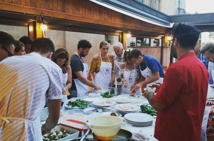 Italian Cooking Class with "Rionale" Market Tour in Taormina