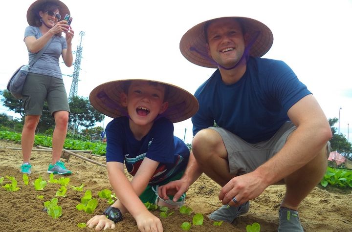 Cours de cuisine vietnamienne maison avec visite du marché, dégustation de café et découverte de la ferme