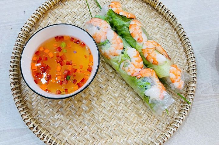Da Nang Local's Home Cooking Class with Market Tour