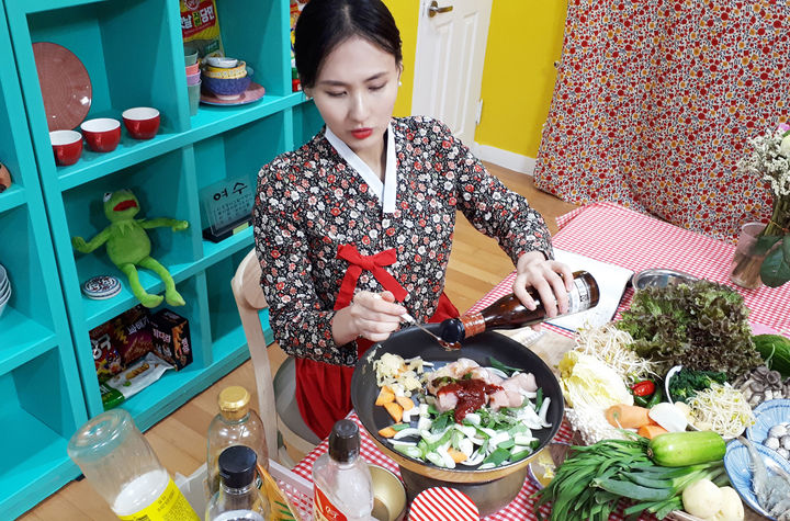 Full-Course Meal Korean Cooking Class with Local Market Tour and Culture Experience