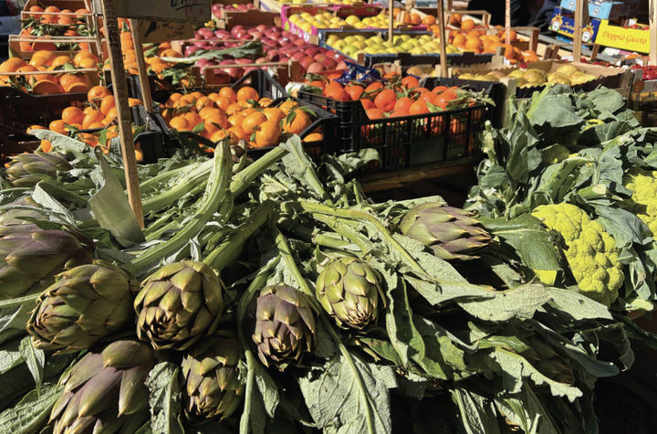 Market Tour Exploration  and Street Food Tasting Experience
