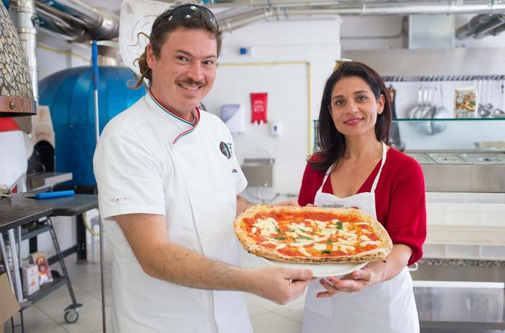 Learn to Make the Traditional Neapolitan Pizza