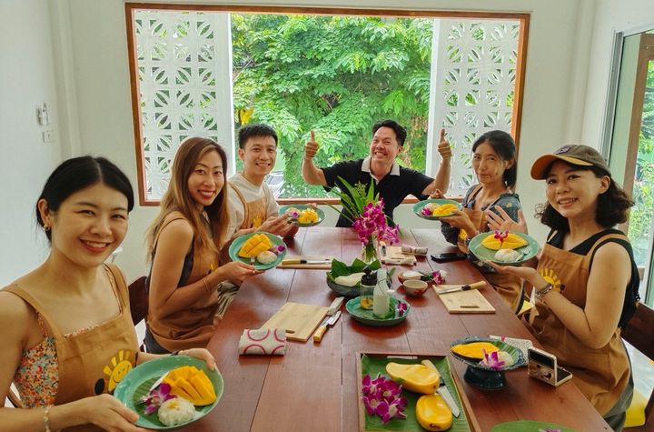 Taste of Thailand: Chinese-Language Cooking Class, Tuk Tuk Adventure & Market Tour (Opening Promo)