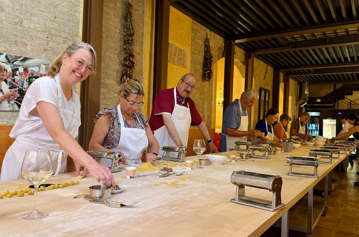 Pasta & Tiramisu Cooking Class with Wine in Siena