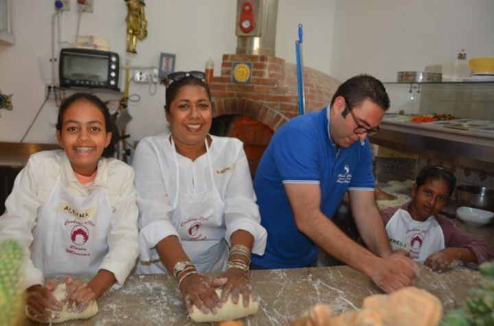 Pizza Making in Taormina - Private Class