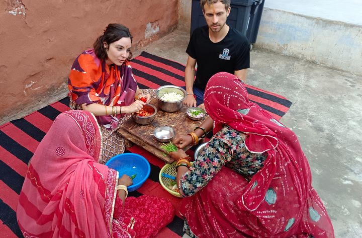 Authentic Indian Cooking Experience with Market Visit
