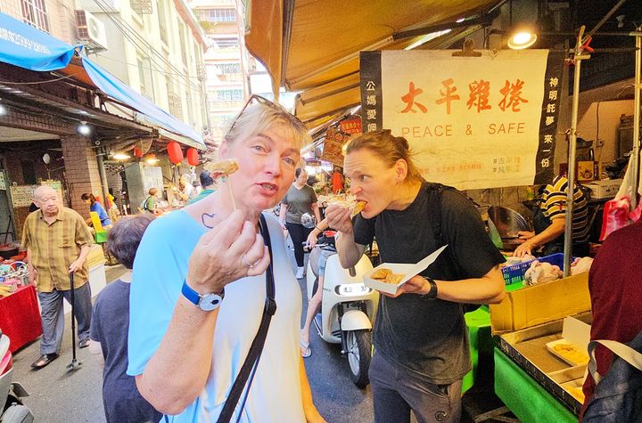 Taipei Market Secrets & The Taiwanese Risotto Experience