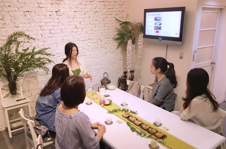 Taiwanische Teezeremonie erleben: Lernen Sie vom Experten