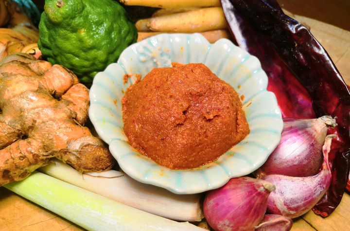 Discover the Secrets of Thai Cooking and have fun with a Market Tour