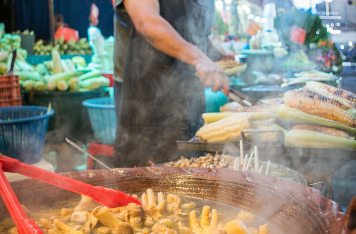 The Best Market Experience in Mexico City on Mondays, Wednesdays, Fridays and Saturdays