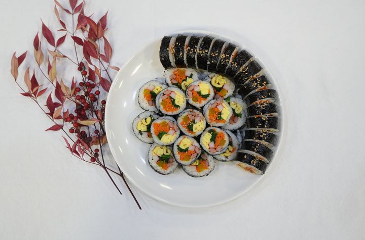 Suwon Experience: Gimbap & Tteok Making in a Hanok with Fortress Picnic