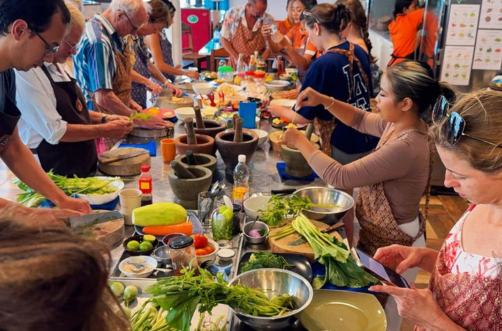 Koh Phangan: Learn Thai Culinary Traditions From Main Course to Dessert