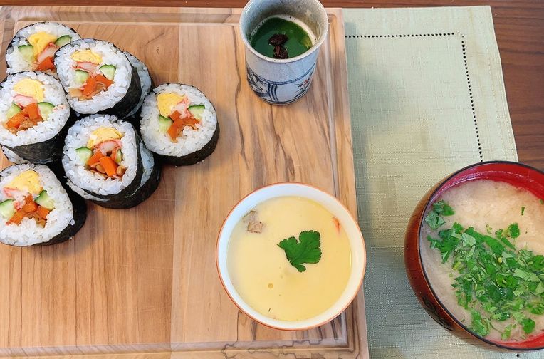 BentoYa cooking in Tokyo: Vegan Kawaii Bento making with Mama - Book Online  - Cookly