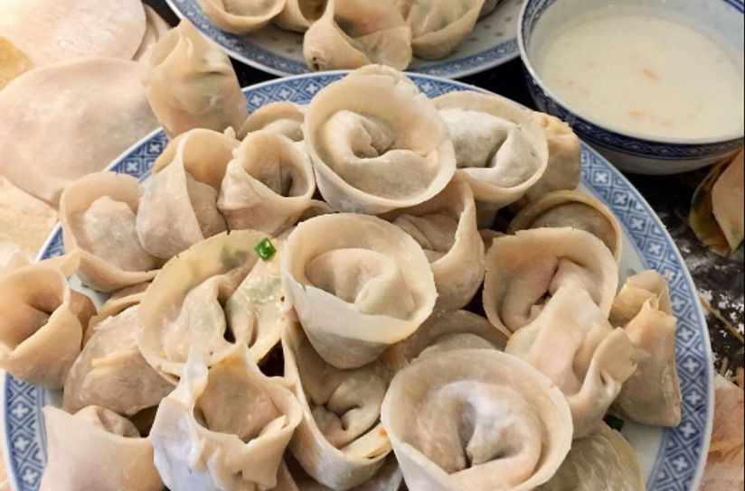 https://image.cookly.me/tr:h-544,w-824,pr-true,rt-auto/images/market-to-kitchen-4-dishes-dumpling-class-vegetarian-applicable.png