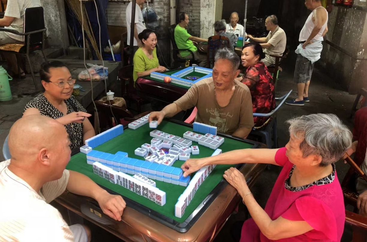 Explore the Most Down To Earth Market in Chengdu