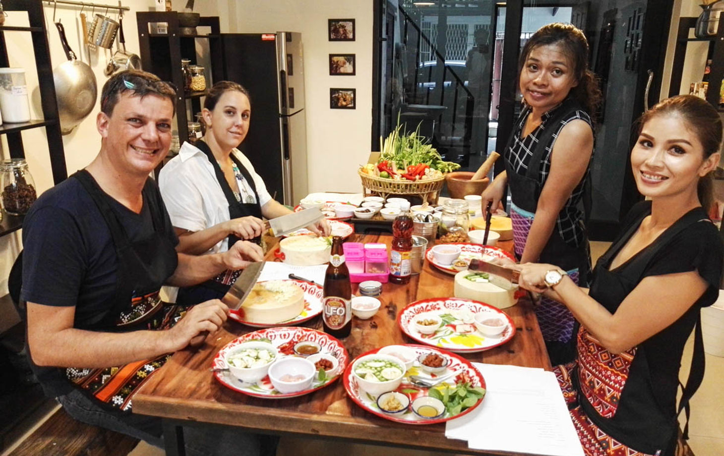 Bangkok's Best Flavors: Cooking Class and Market Tour (Vegetarians Welcome)