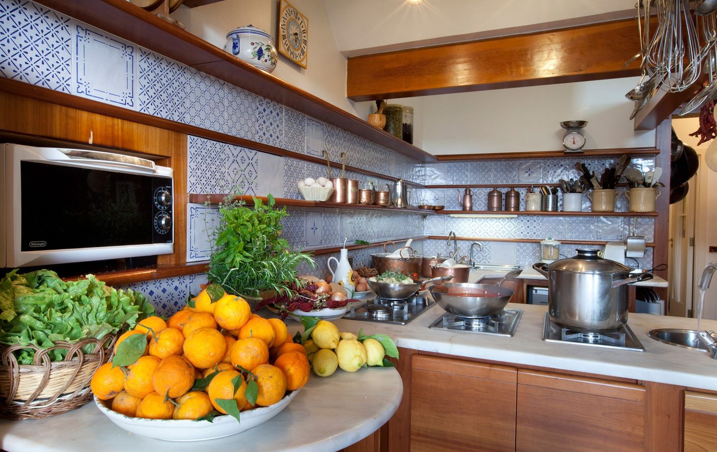3-Course Cooking Class on Hills of Sorrento in Family Villa