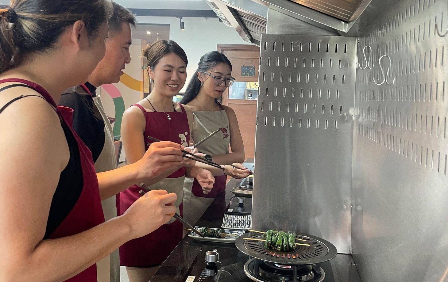 3 Hours of Hands-on Cooking Class with Hoa Túc Cooking Class
