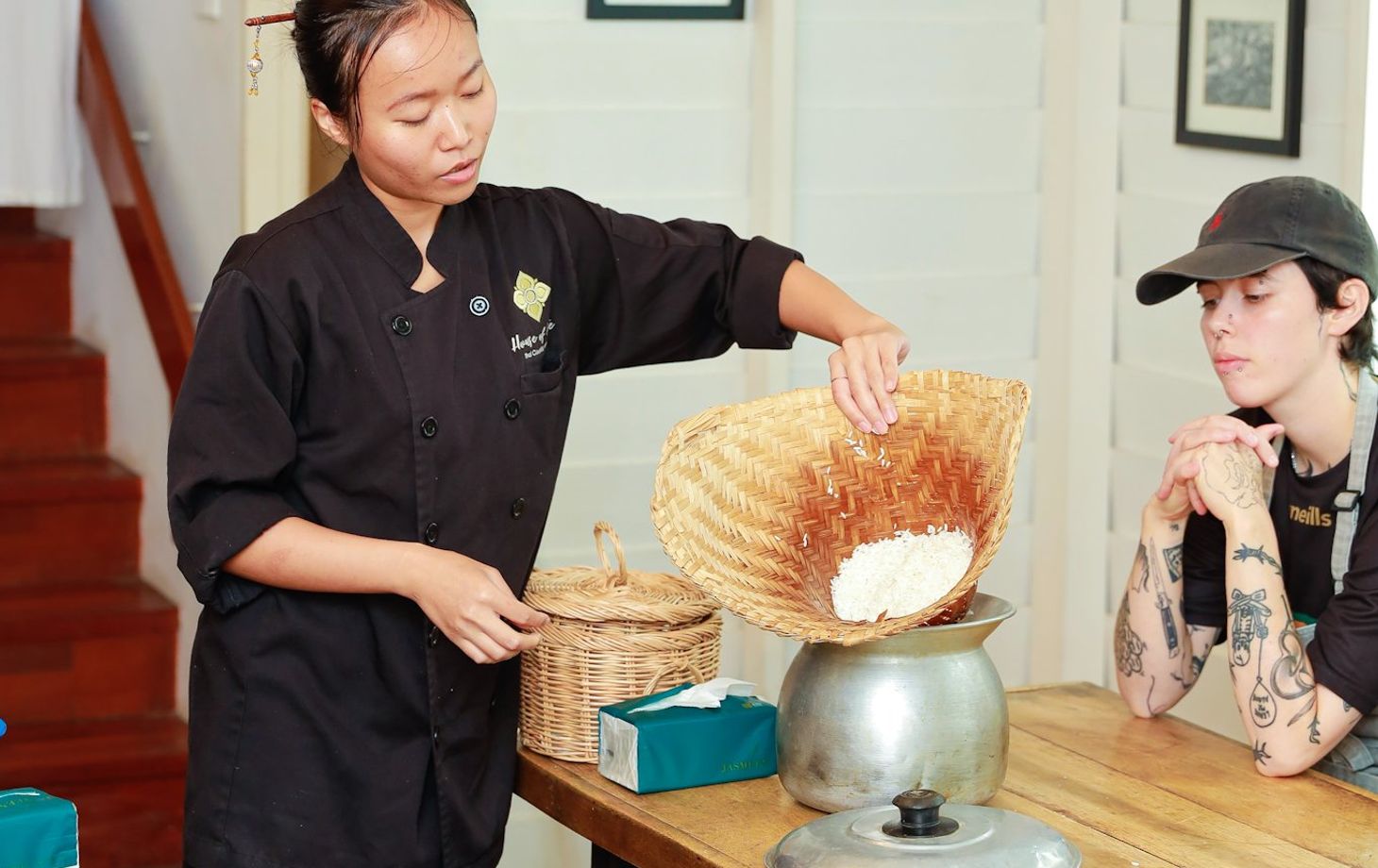 4-Dish Cooking Class Bangkok & Morning Market Tour