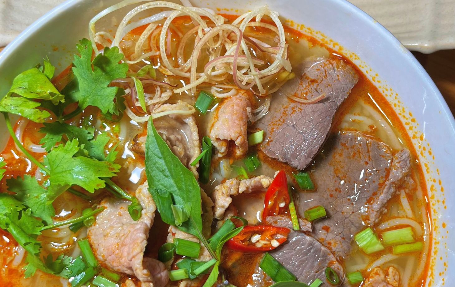 5 Dishes Traditional Cuisine Cooking Class with Market Tour in Da Nang
