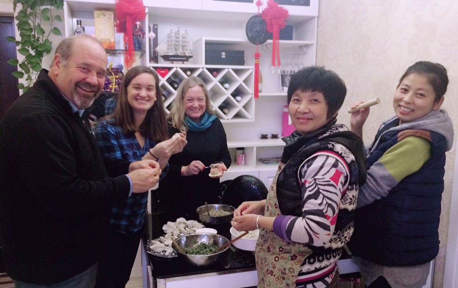 6 Hours Cooking Class in a Local Family with Muslim Quarter Bazaar Tour