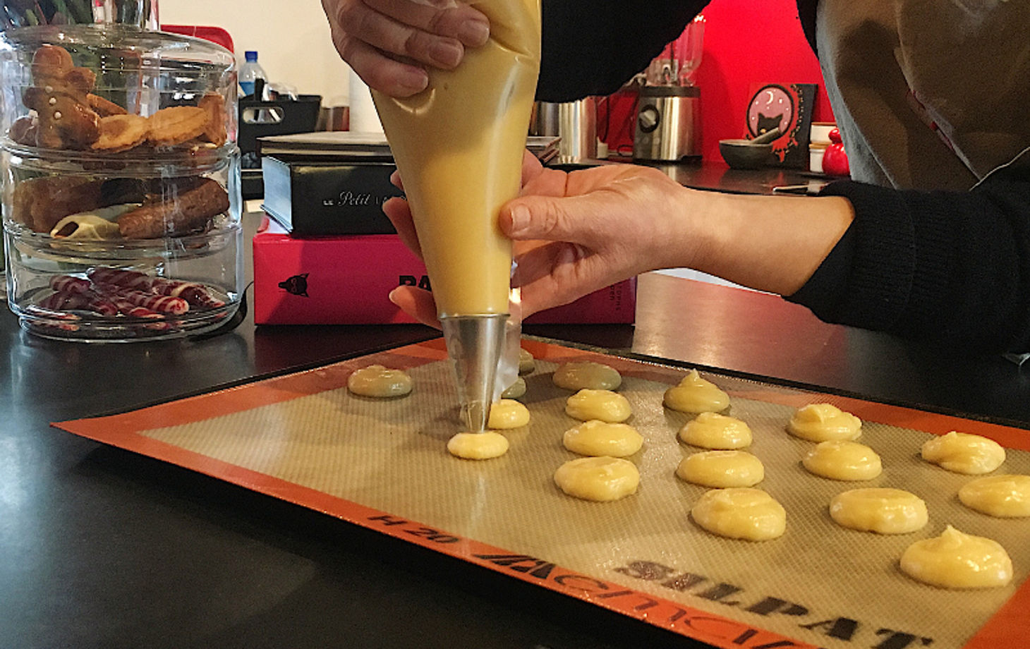Private Choux Pastry Class in a Parisian Apartment