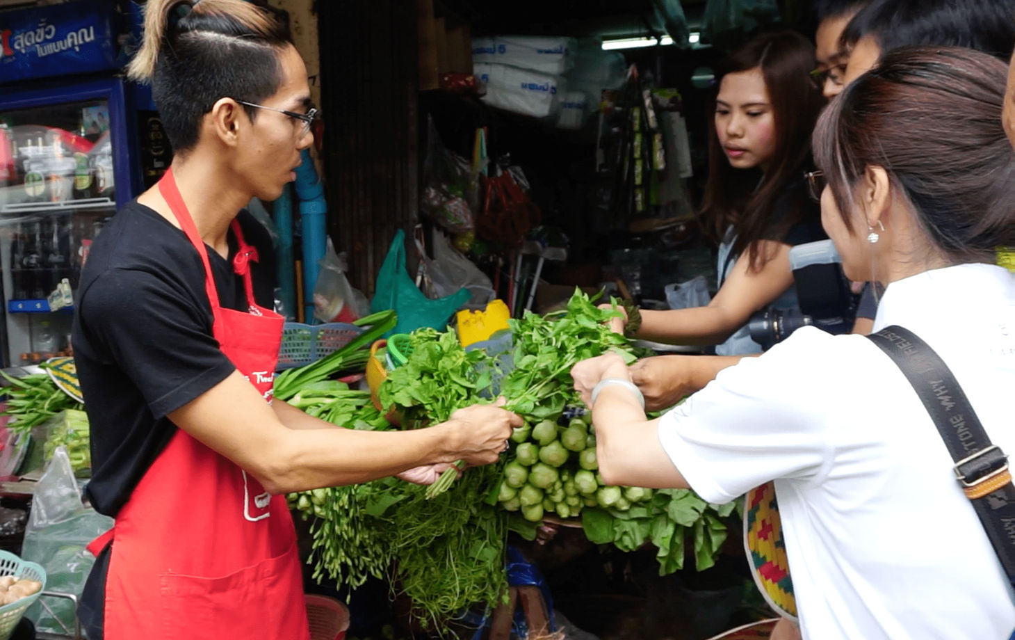 Thai Cooking Class with Morning Market Shopping and Tour in Silom