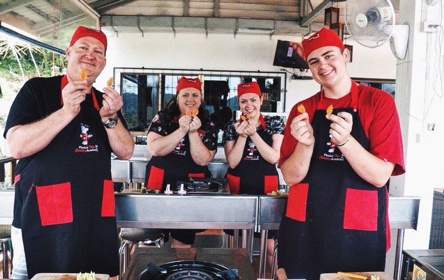 Choose Your Own Menu Half-Day Thai Cooking Class with Market Tour in Patong