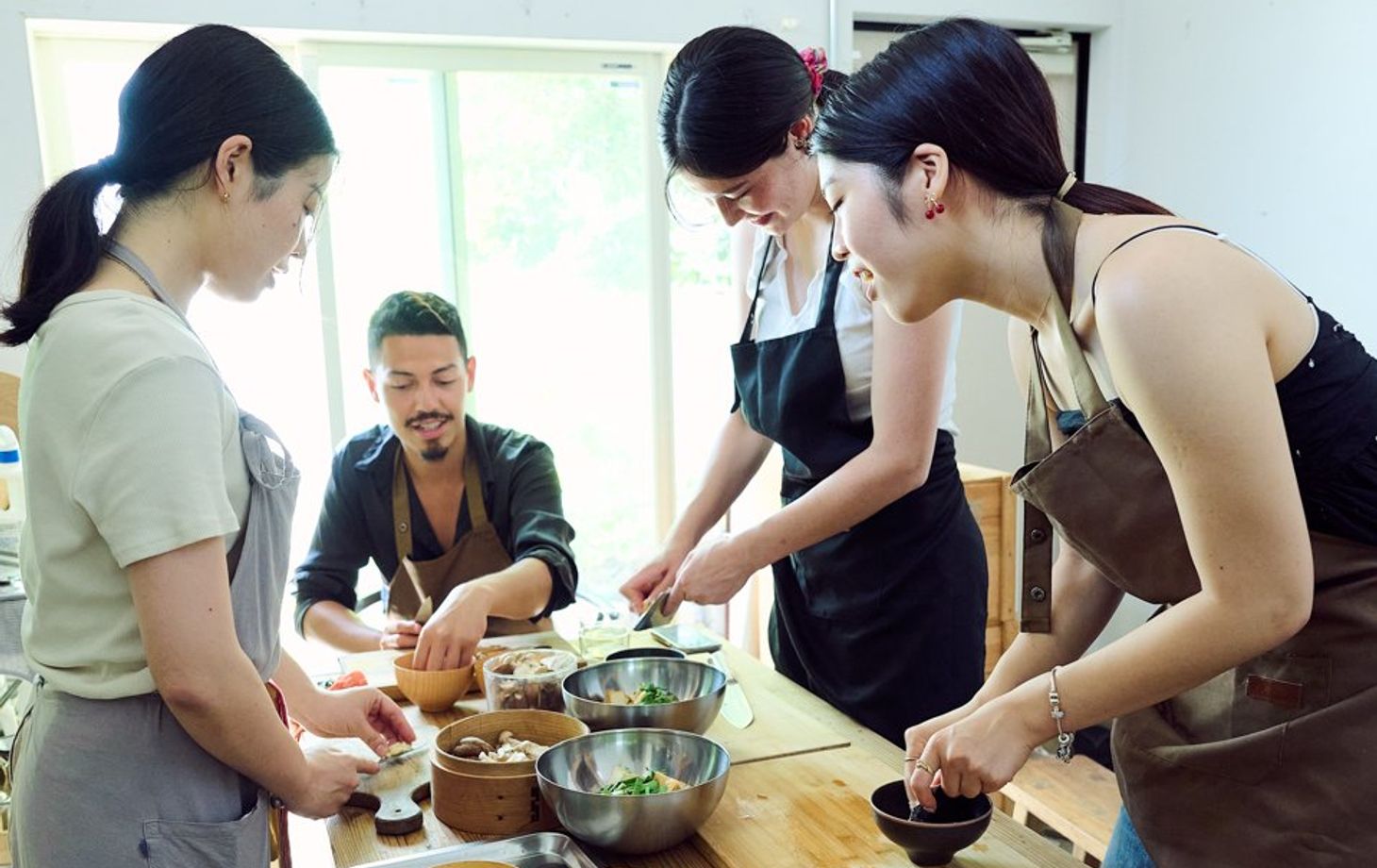 Vegan Gyoza Masterclass: Crispy Pan-Fried & Umami-Steamed Delights - Private Class