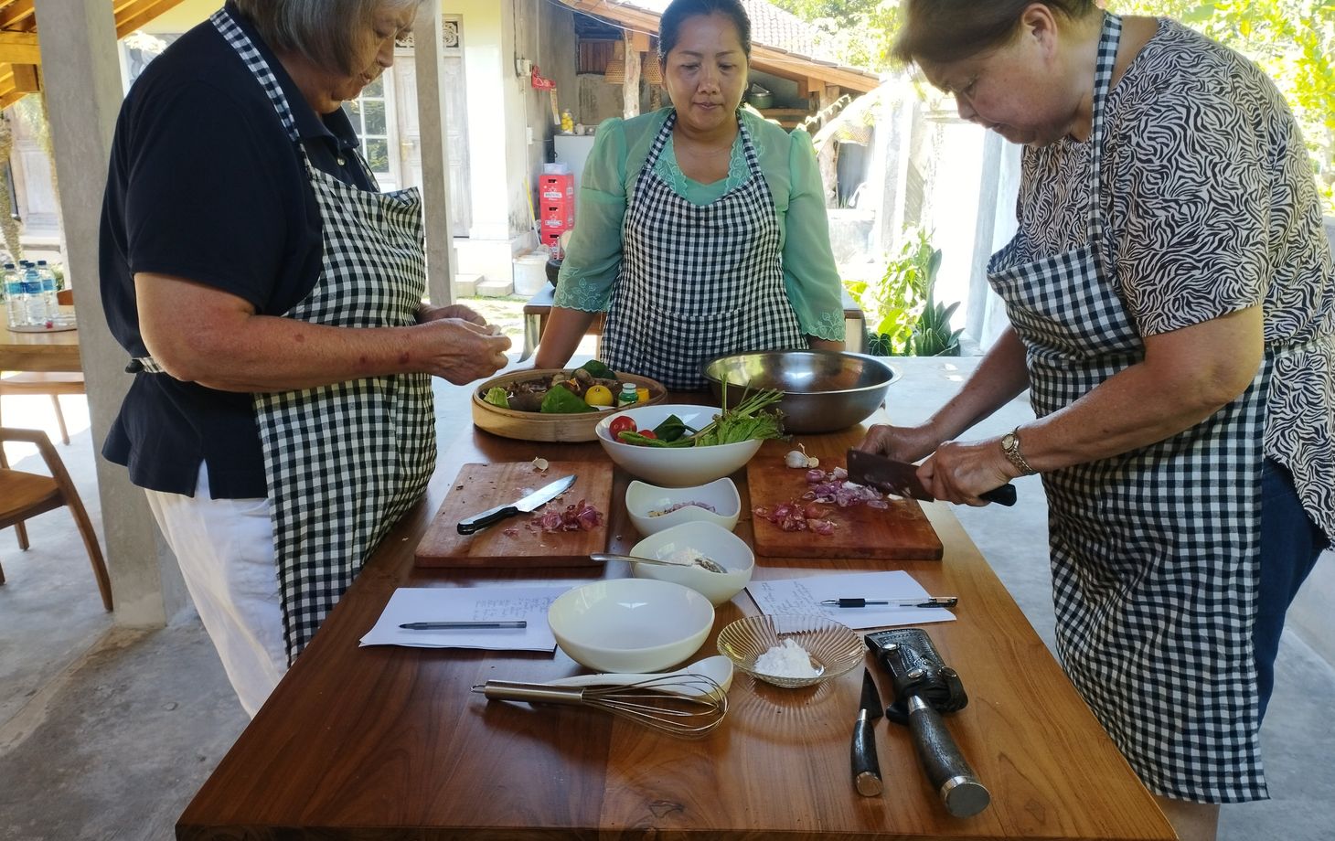 Authentic Balinese Cooking Class in Organic Farm with Market and Rice Field Tour