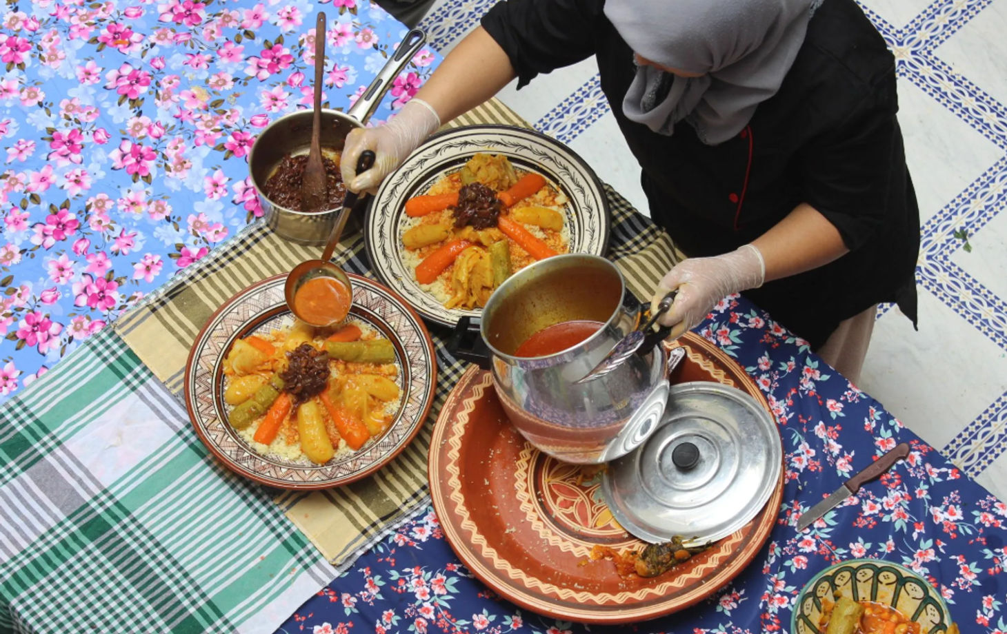 Cours de cuisine marocaine authentique et expérience du marché local